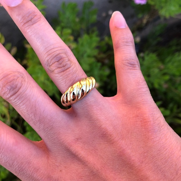 Gold “Croissant” Ring / Twist Ring - Picture 1 of 4